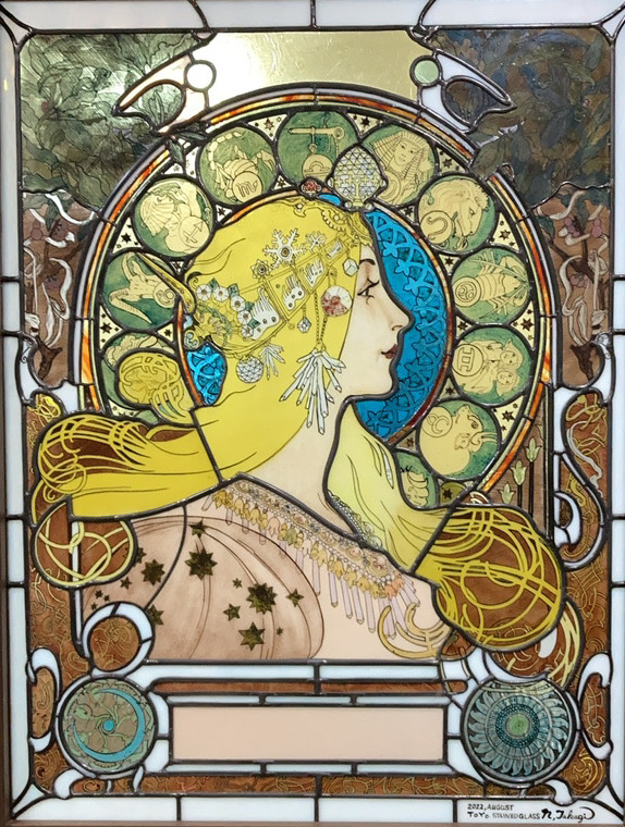 ステンドグラス浄土の六鳥